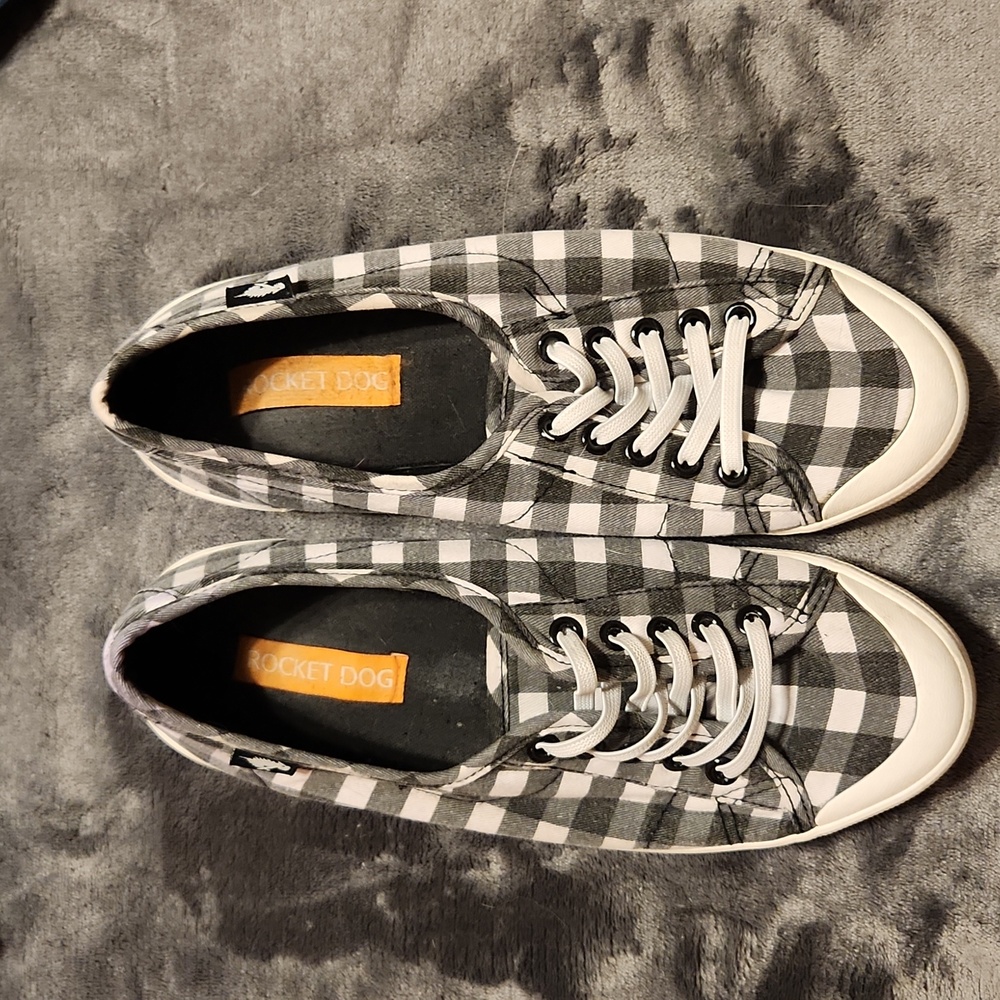 Rocket Dog checkered sneakers
